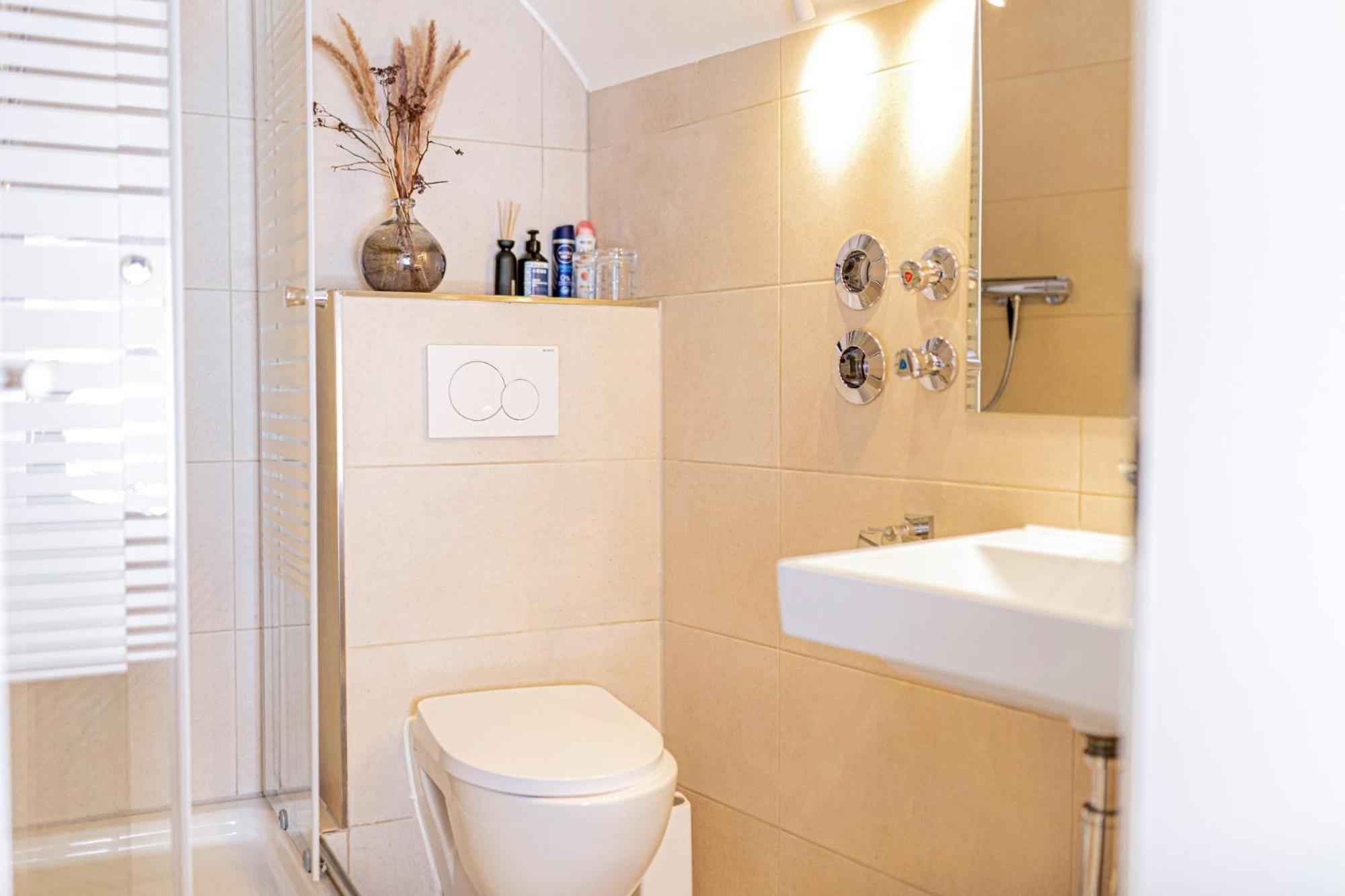 Suite-Ratisbonne Extérieur photo